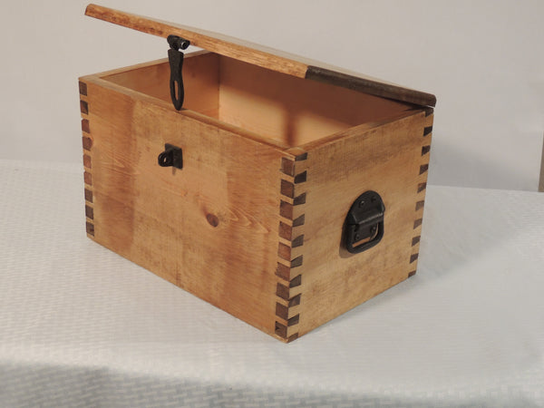 Box with dove tail joints